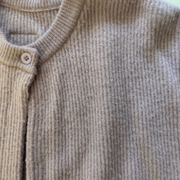 Daily Drills Lavender  single button short Sleeve sweater M/L - Picture 4 of 7